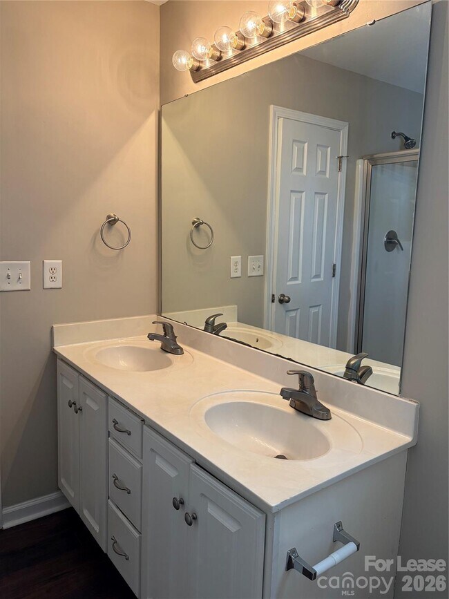 Building Photo - 3707 Rocky Brook Ct