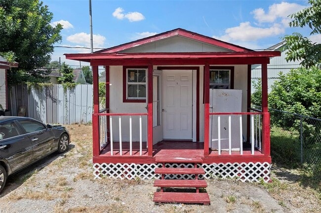 Primary Photo - 510 Munger St