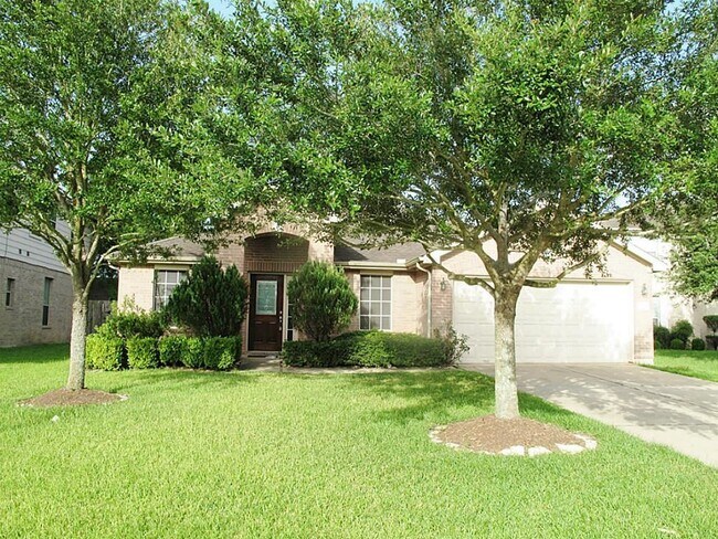 Building Photo - 2311 Enchanted Park Ln