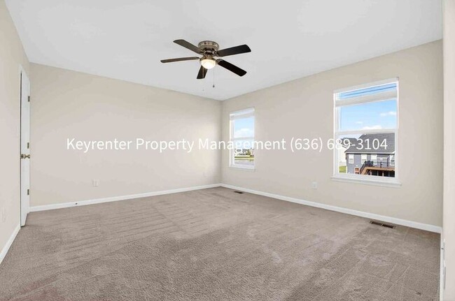 Building Photo - 229 Charlestowne Place Dr