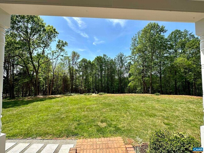 Building Photo - 2278 Hansens Mountain Rd