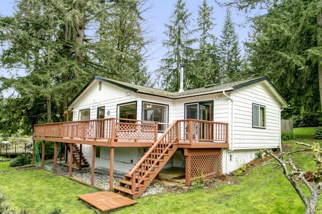 Building Photo - Lake Margaret Rental