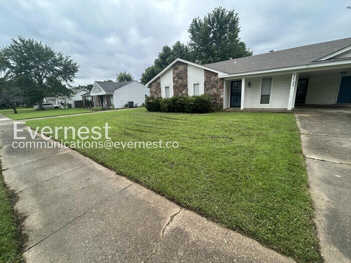 Building Photo - 7127 Markim Dr