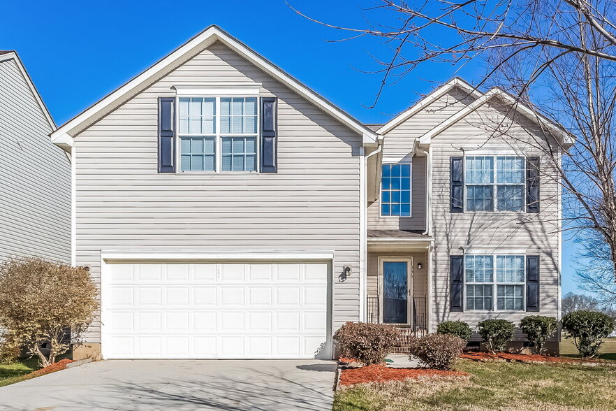 Primary Photo - 1036 Meadowbrook Ln SW