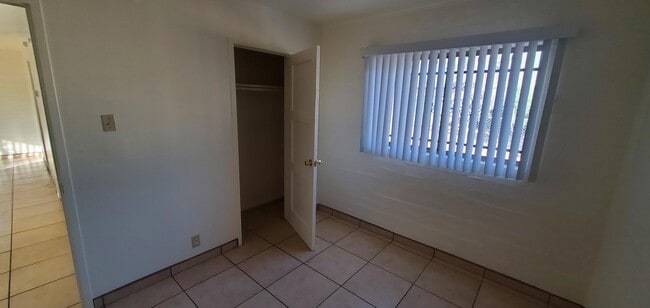 Building Photo - 2254 E Monterey Vista