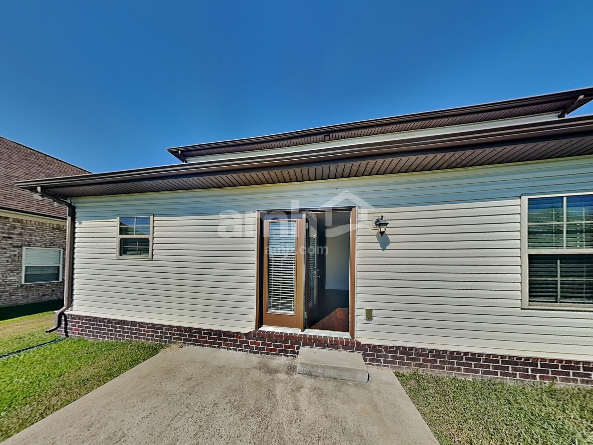 Building Photo - 4343 Freemark Dr