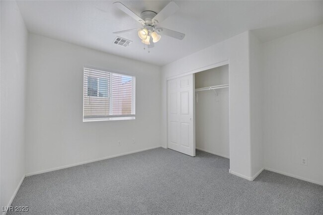 Building Photo - 9249 Nerone Ave