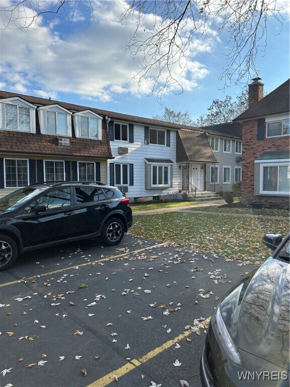 Building Photo - 30A Wellington Ct