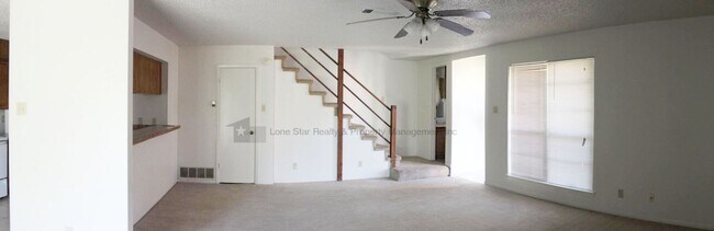 Building Photo - 1704 Bundrant Dr