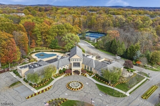 Building Photo - 3103 Franklin Ln