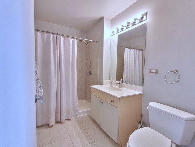 Building Photo - 235 W Van Buren St