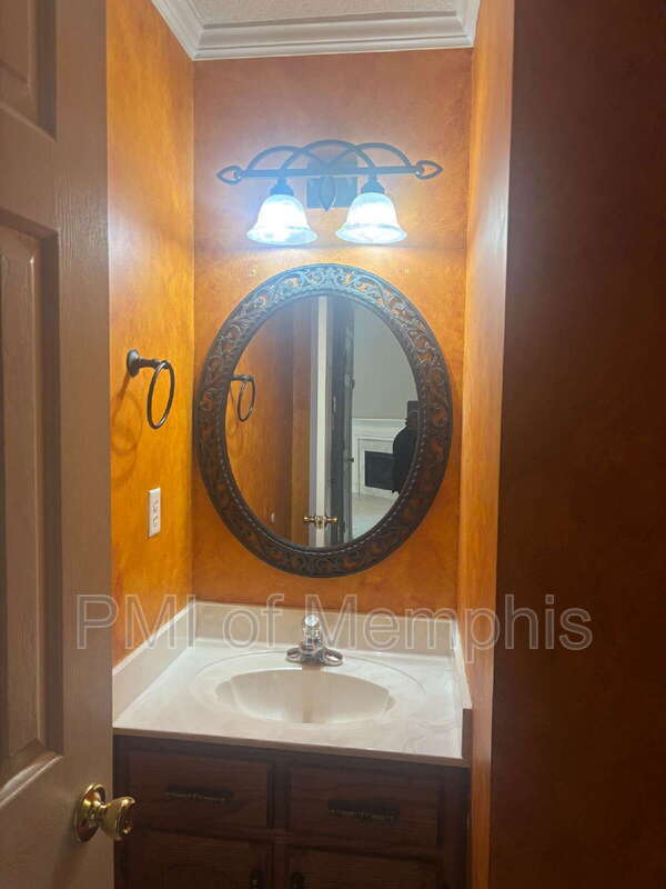 Building Photo - 3067 Woodland Fern Cove
