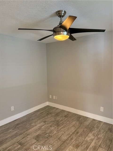 Building Photo - 6 Leda