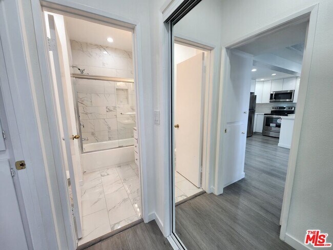 Building Photo - 1440 Veteran Ave