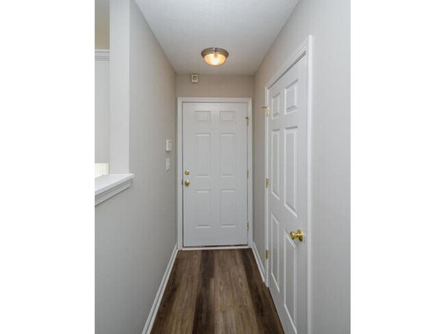 Building Photo - 663 Mickelson Way