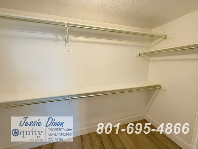 Building Photo - 1369 Carriage Chase Dr