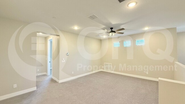Building Photo - 1906 N 140th Dr