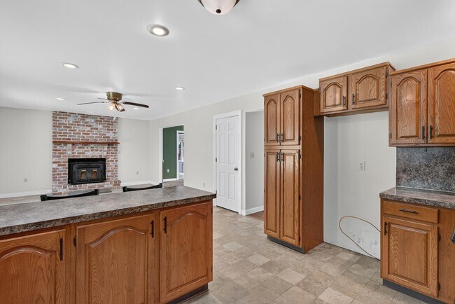 Building Photo - 2337 Laurel Top Cir