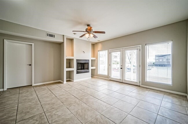 Building Photo - 4747 E NASA Pkwy