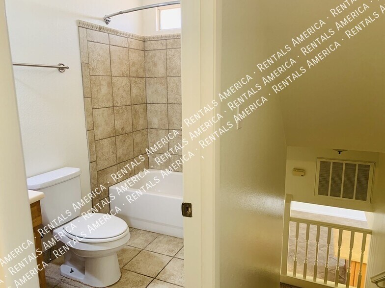Building Photo - 2723 S Estrella Cir