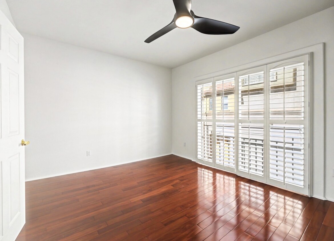 Building Photo - 5200 Premiere Hills Cir