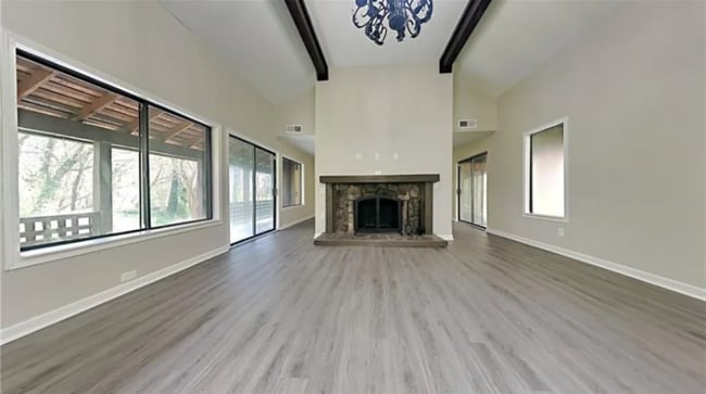 Building Photo - 36 Fairway Ln