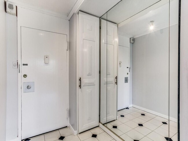 Building Photo - 3883 Turtle Creek Blvd