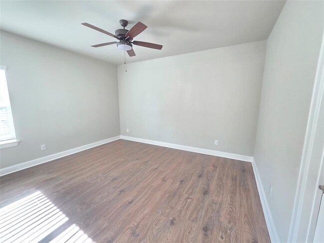 Building Photo - 600 C-Bar Ranch Trl