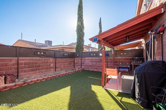 Building Photo - 11050 Breeze Ct