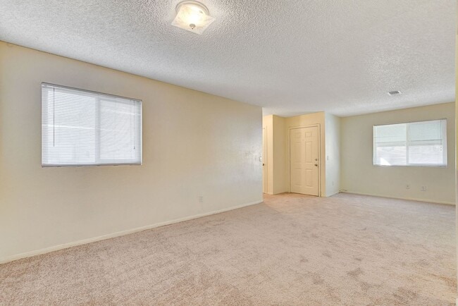 Building Photo - 6750 Del Rey Ave