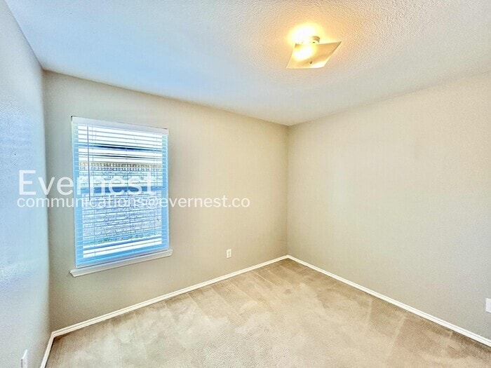 Building Photo - 11504 Aspen Creek Dr