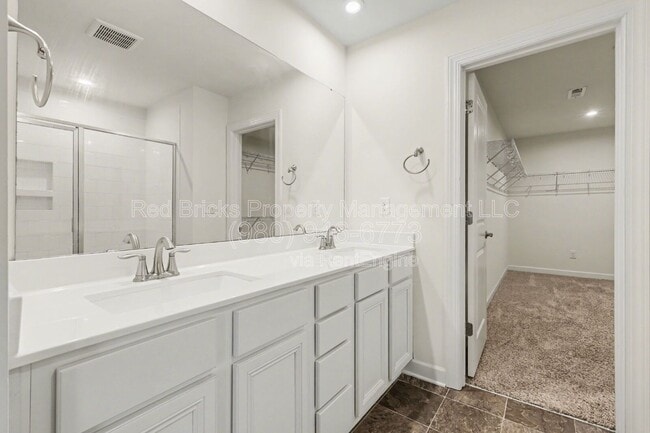 Building Photo - 11144 Comiskey Ln