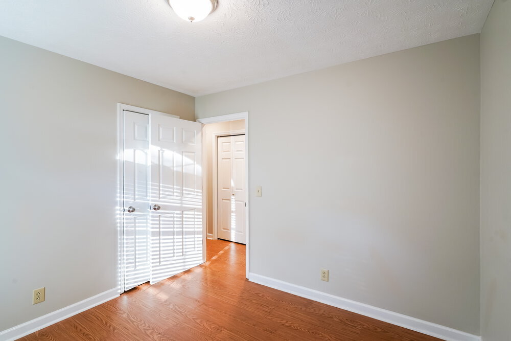 Building Photo - 218 Lakeside Park Dr