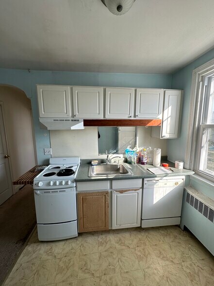 Building Photo - 3301 Indian Queen Ln