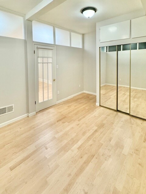 Building Photo - 40 Genoa Pl