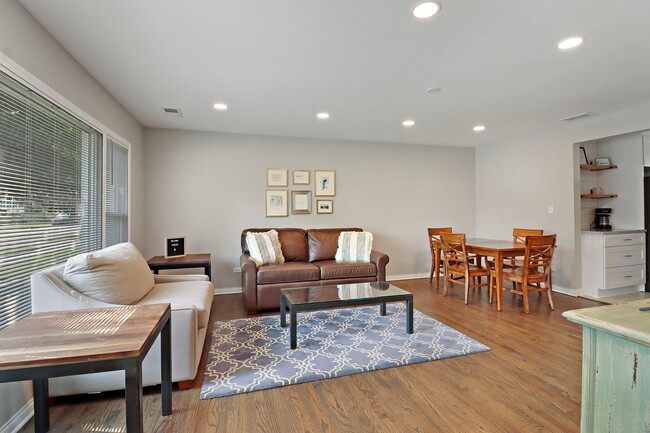 Building Photo - 500 W Pacific Ave