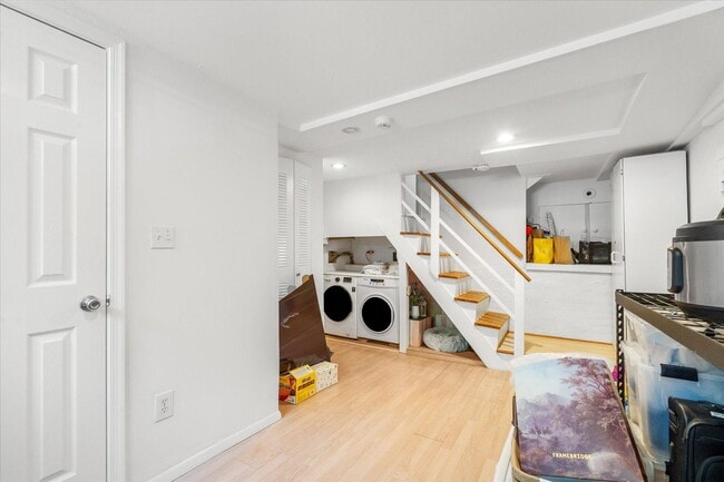 Building Photo - 1647 34th St NW