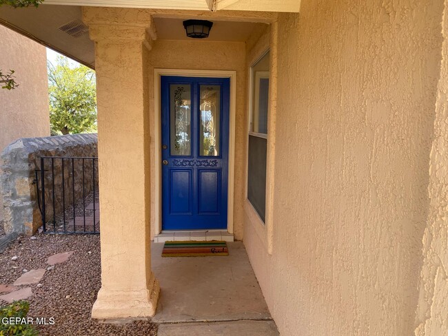 Building Photo - 715 Espada Dr