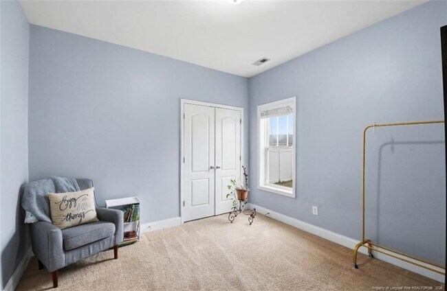 Building Photo - 601 Collinwood Dr
