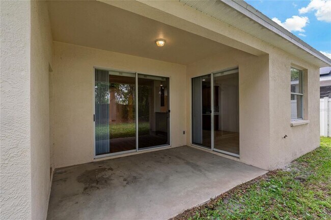 Building Photo - 12814 Cattail Shore Ln
