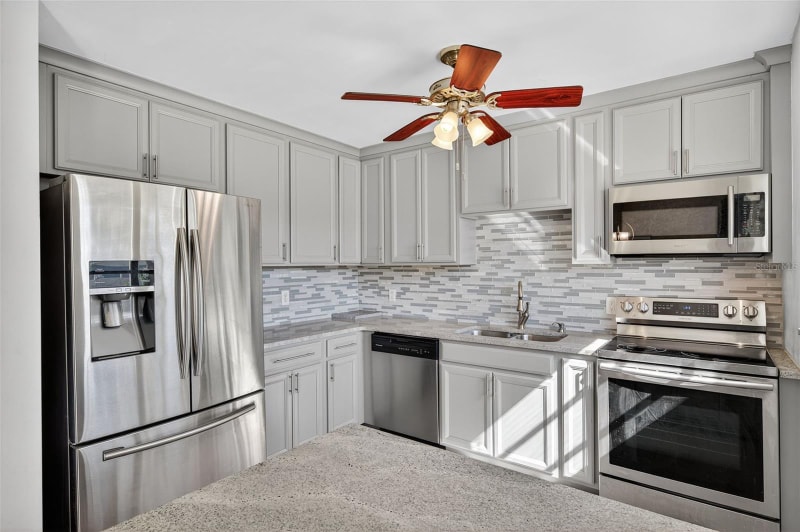 Building Photo - 5614 36th Ave N