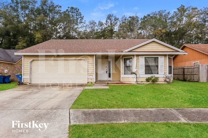 Primary Photo - 11338 Island Shore Dr W