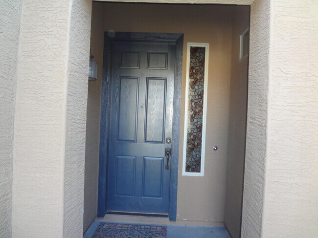 Building Photo - 1575 W Pelican Ct