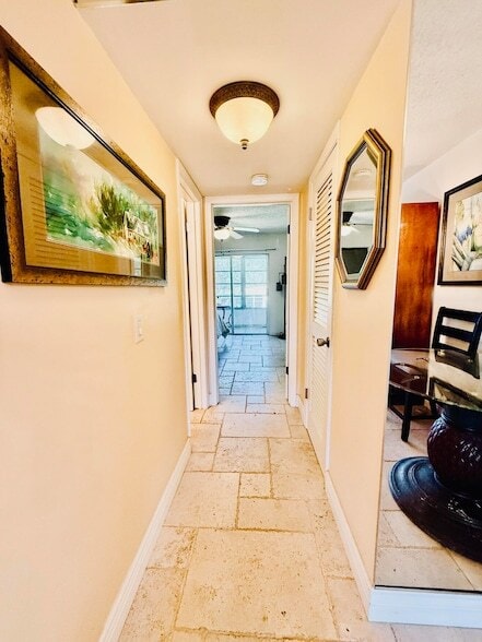 Building Photo - 159 Sussex H