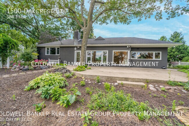 Building Photo - 1500 Oakcrest Ct