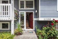 Building Photo - 12130 SE 47th Pl