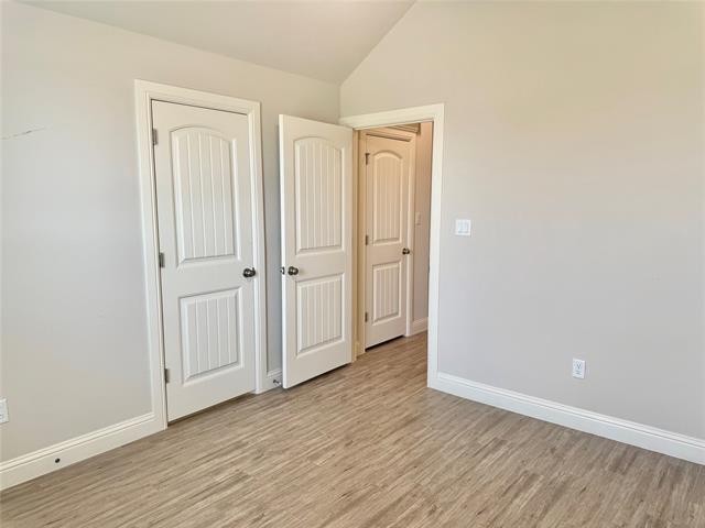 Building Photo - 227 Jacinth Ln