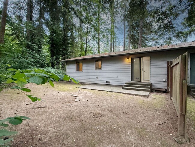 Building Photo - 18928 SR 9 SE