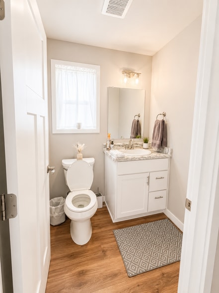 Half Bath - 1907 Eggum Rd