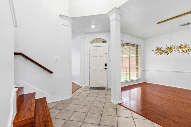 Building Photo - 16202 Lasting Light Ln